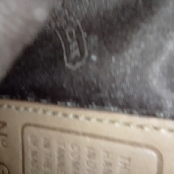 Coach Crossbody Brown Leather E23-9592 vintage bought in 86 good for day out - Picture 3 of 9